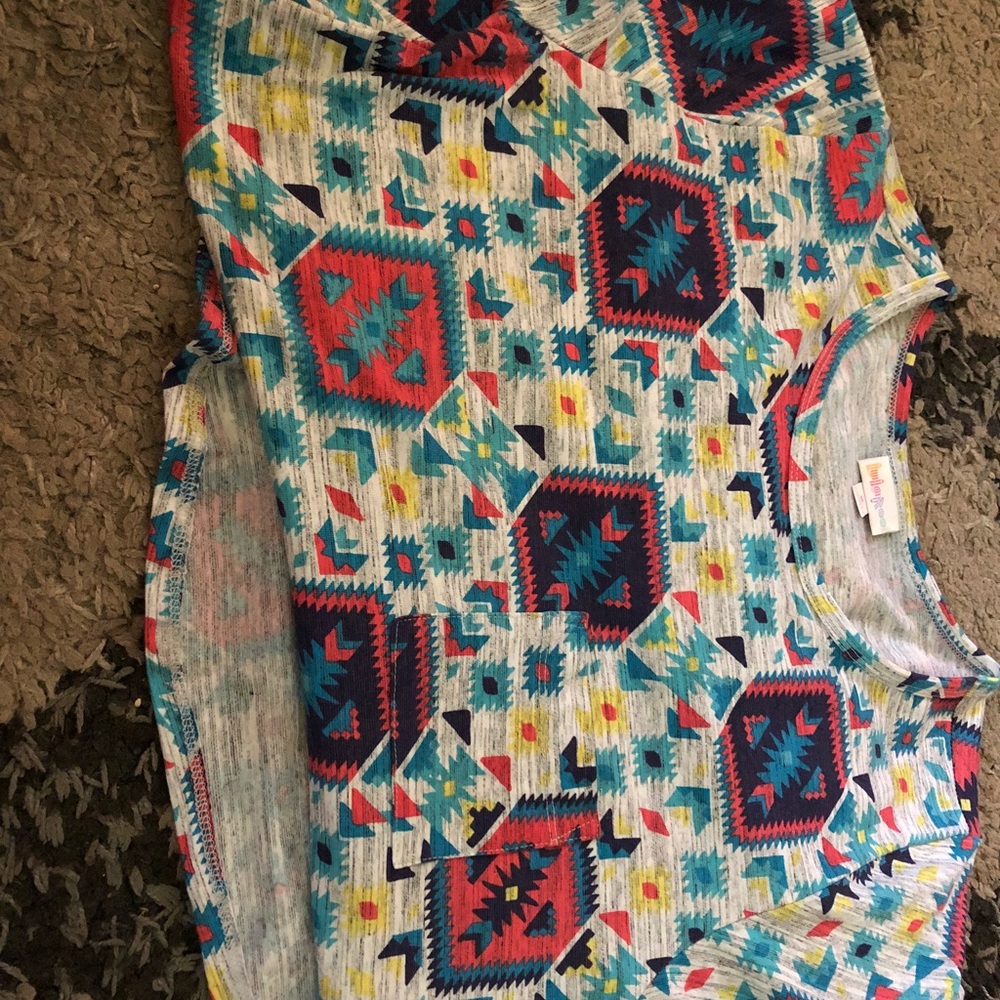 LULAROE CARLY SIZE SMALL